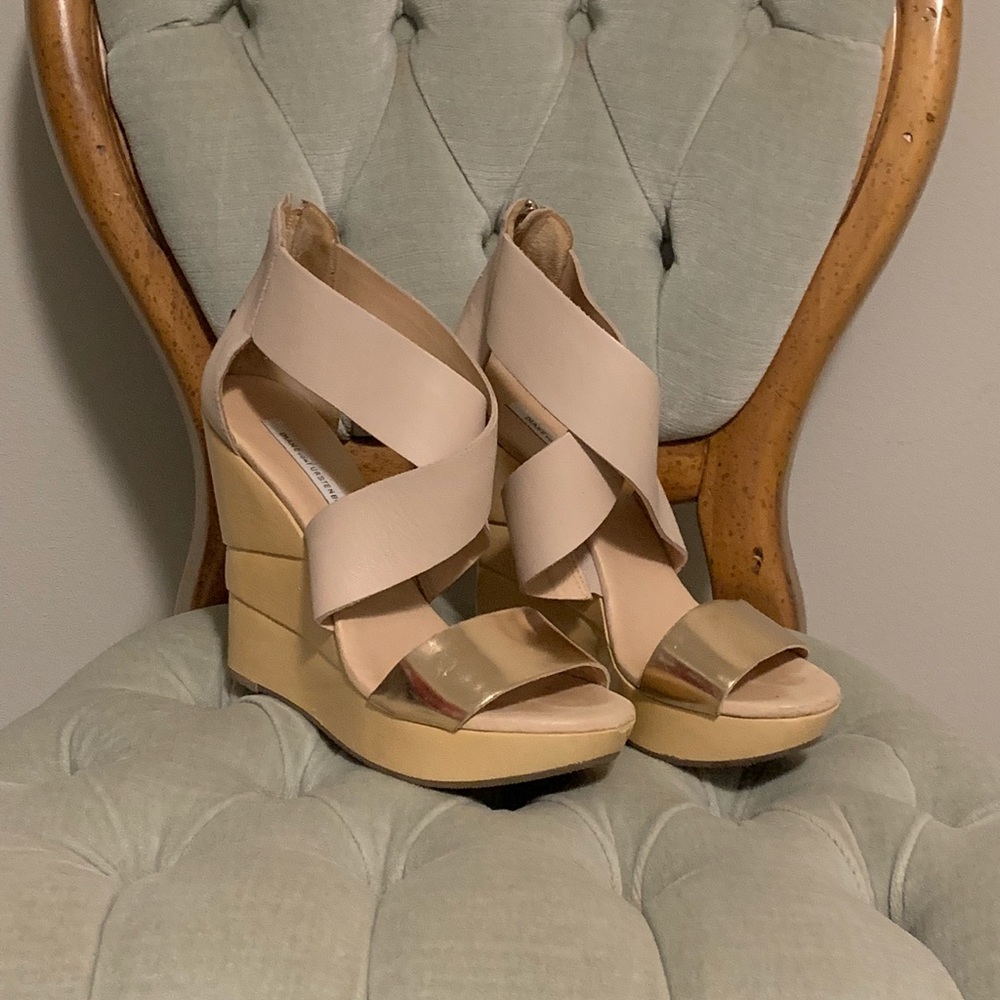 Diane Von Furstenberg Opal Wedge Sandals